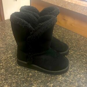 Little girls size 8 black boots
